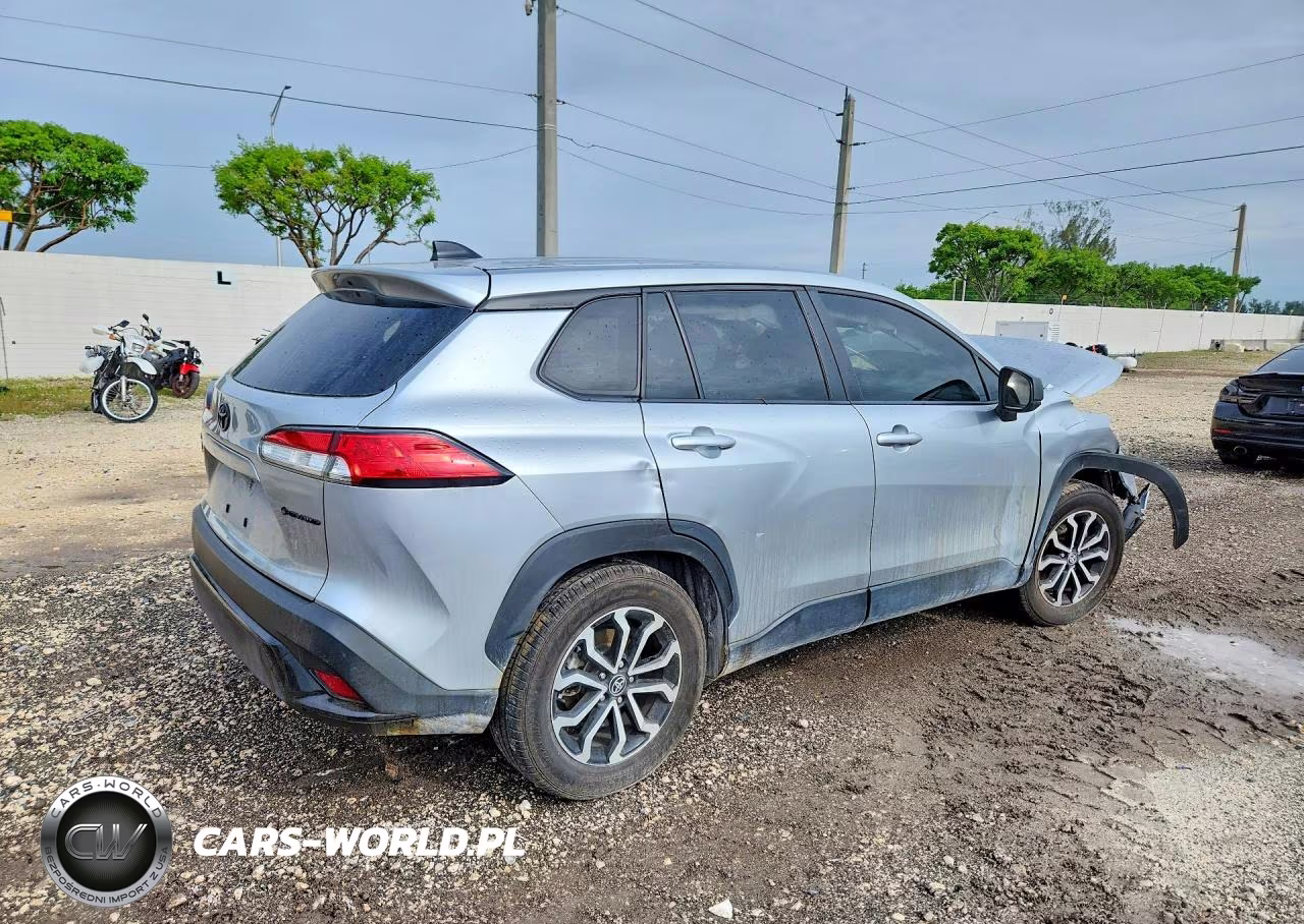 2025 Toyota Corolla Cross Hybrid S VIN:7MUFBABG7SV072940 - 3
