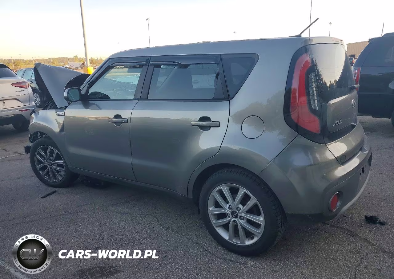 2019 Kia Soul + VIN:KNDJP3A52K7018604 - 2