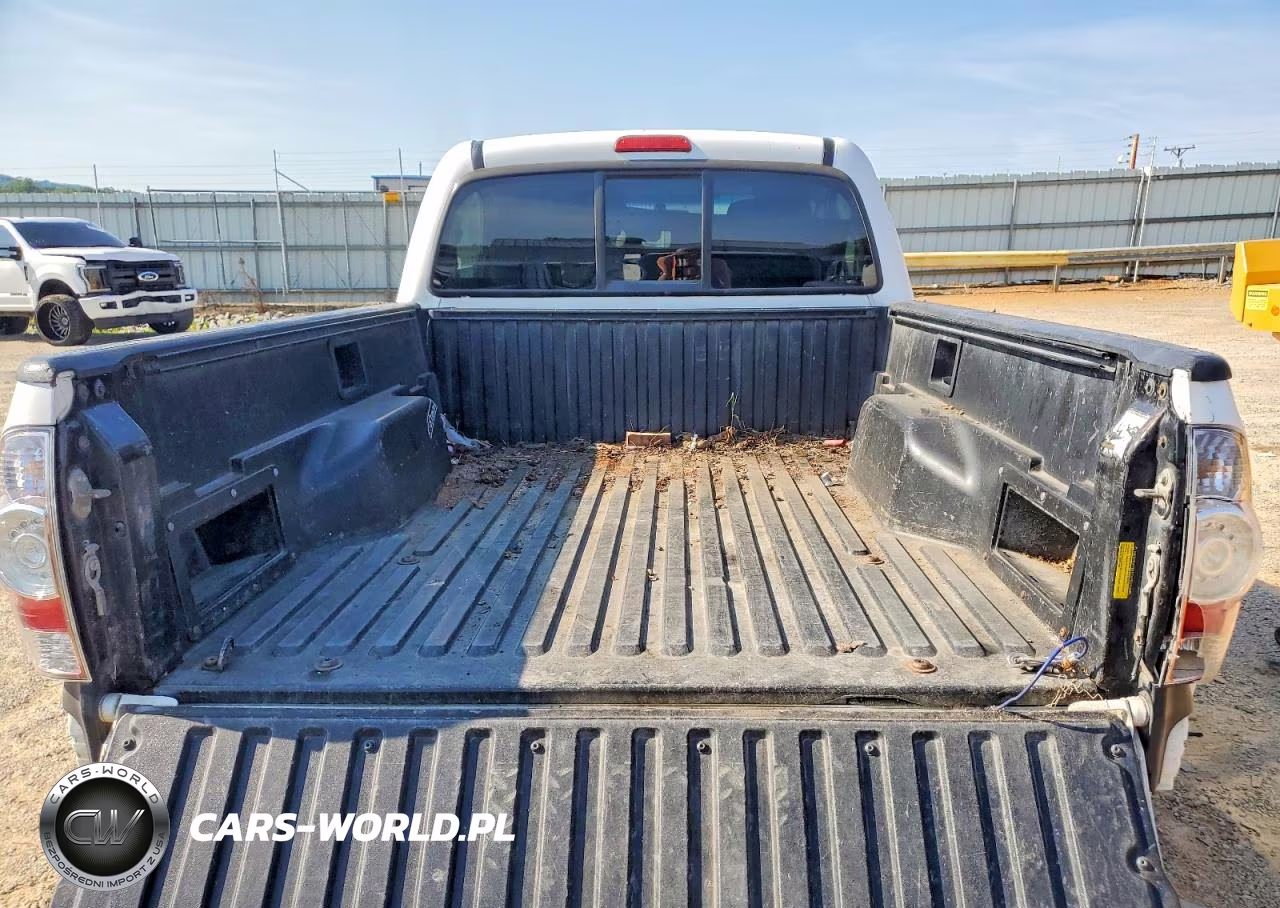 2012 Toyota Tacoma Base VIN:5TFPX4EN7CX008565 - 10