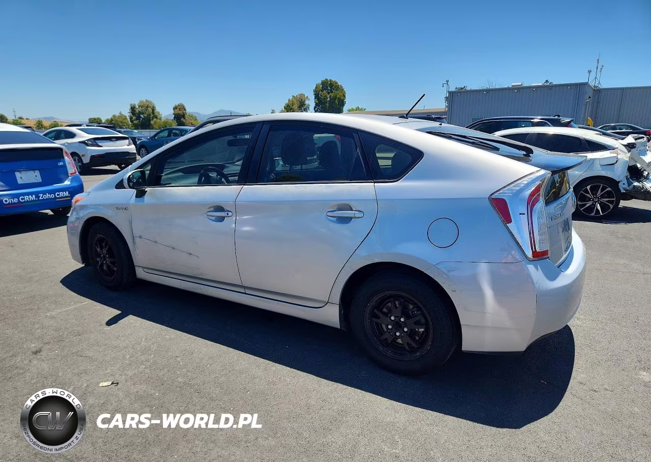 2015 Toyota Prius Two VIN:JTDKN3DU7F0466476 - 2