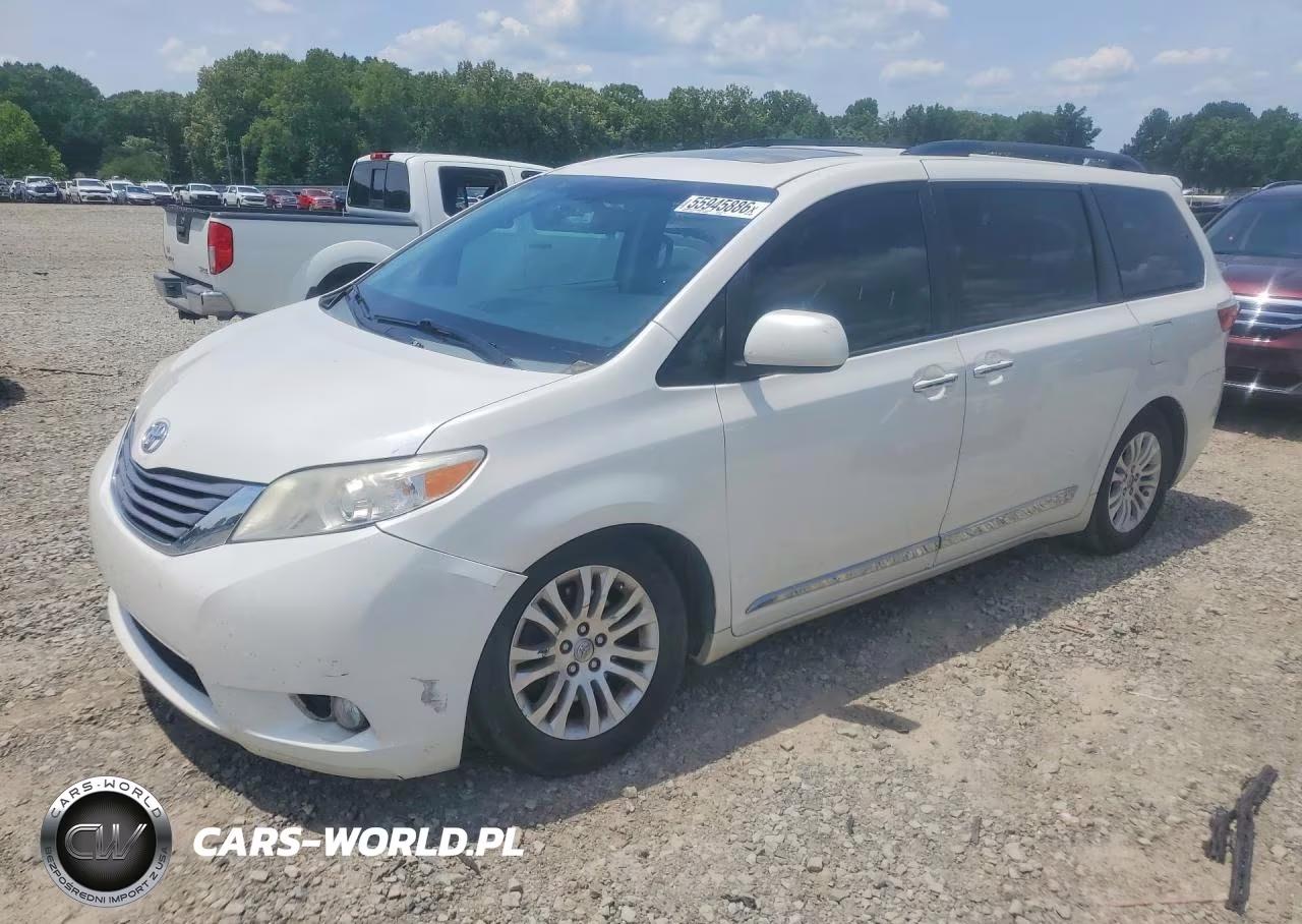 2015 Toyota Sienna Xle 8-Passenger