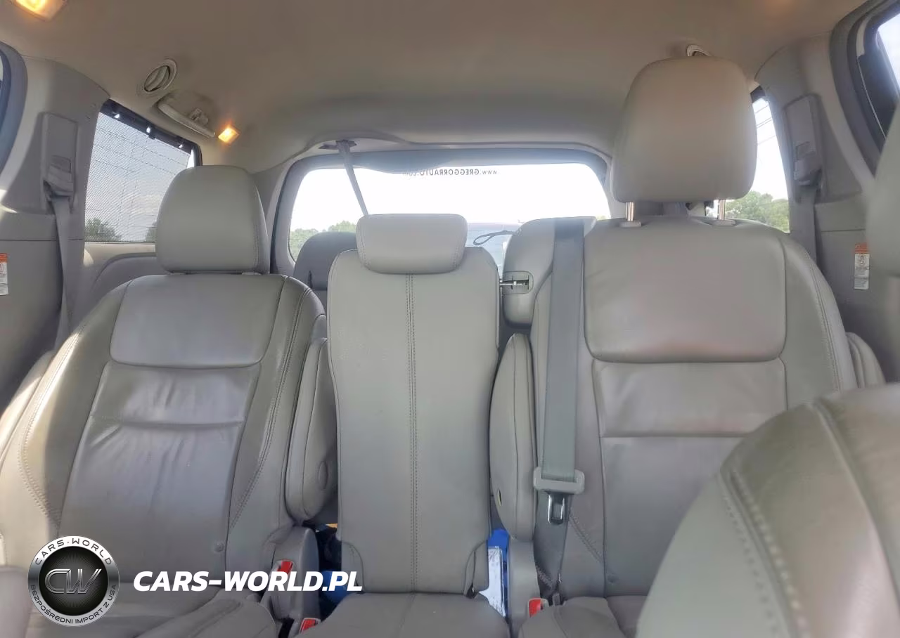 2015 Toyota Sienna Xle 8-Passenger VIN:5TDYK3DCXFS612442 - 10