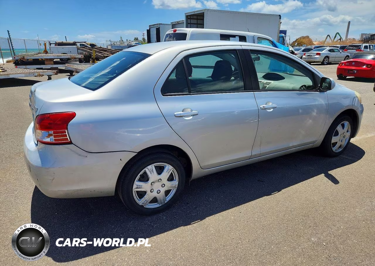 2010 Toyota Yaris Base VIN:JTDBT4K35A1356406 - 3
