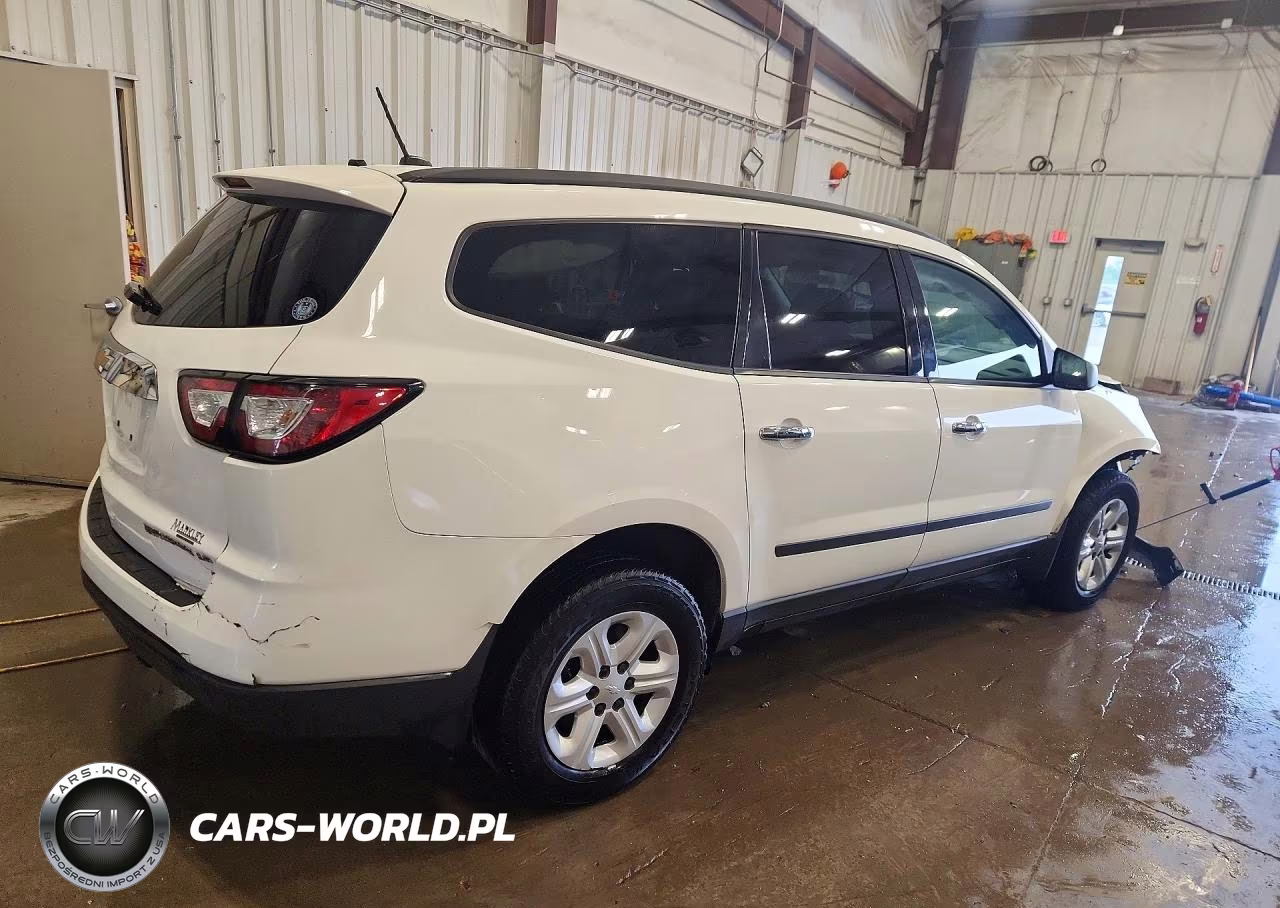 2015 Chevrolet Traverse Ls VIN:1GNKRFED2FJ160467 - 3