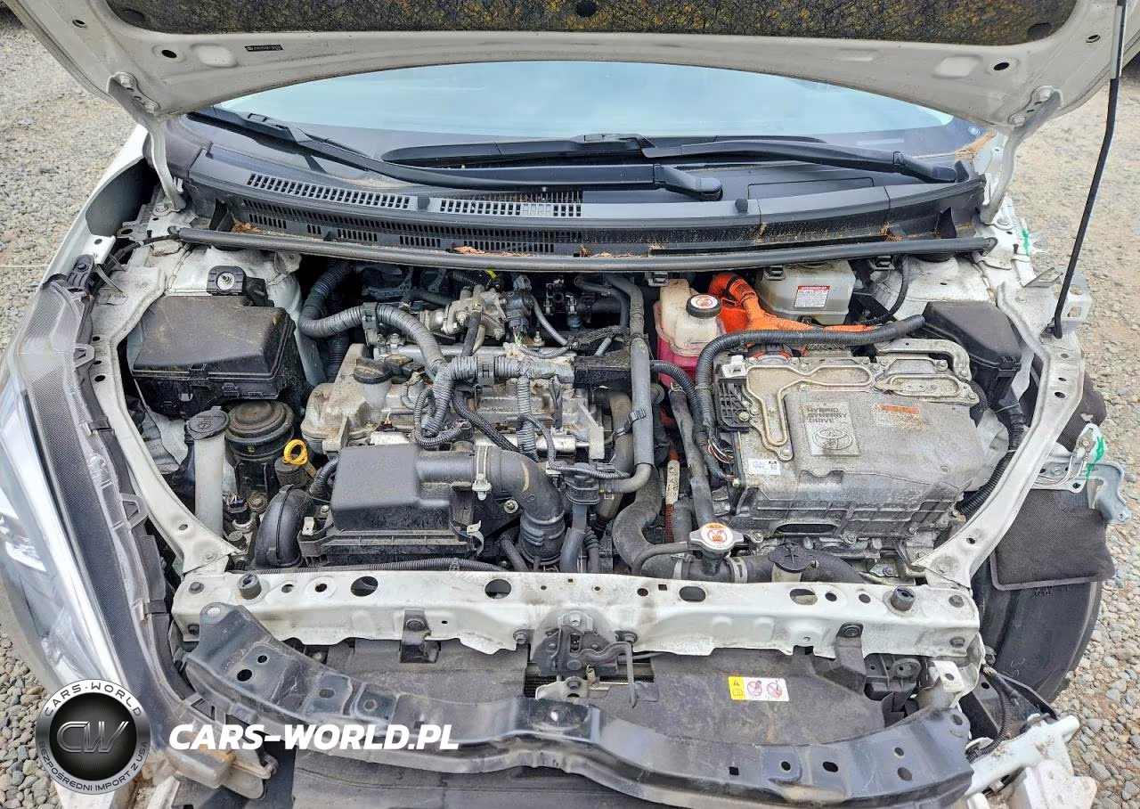 2019 Toyota Prius C L VIN:JTDKDTB39K1624785 - 11