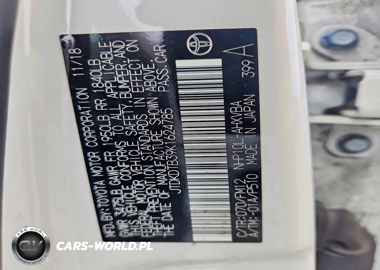 2019 Toyota Prius C L VIN:JTDKDTB39K1624785 - 13