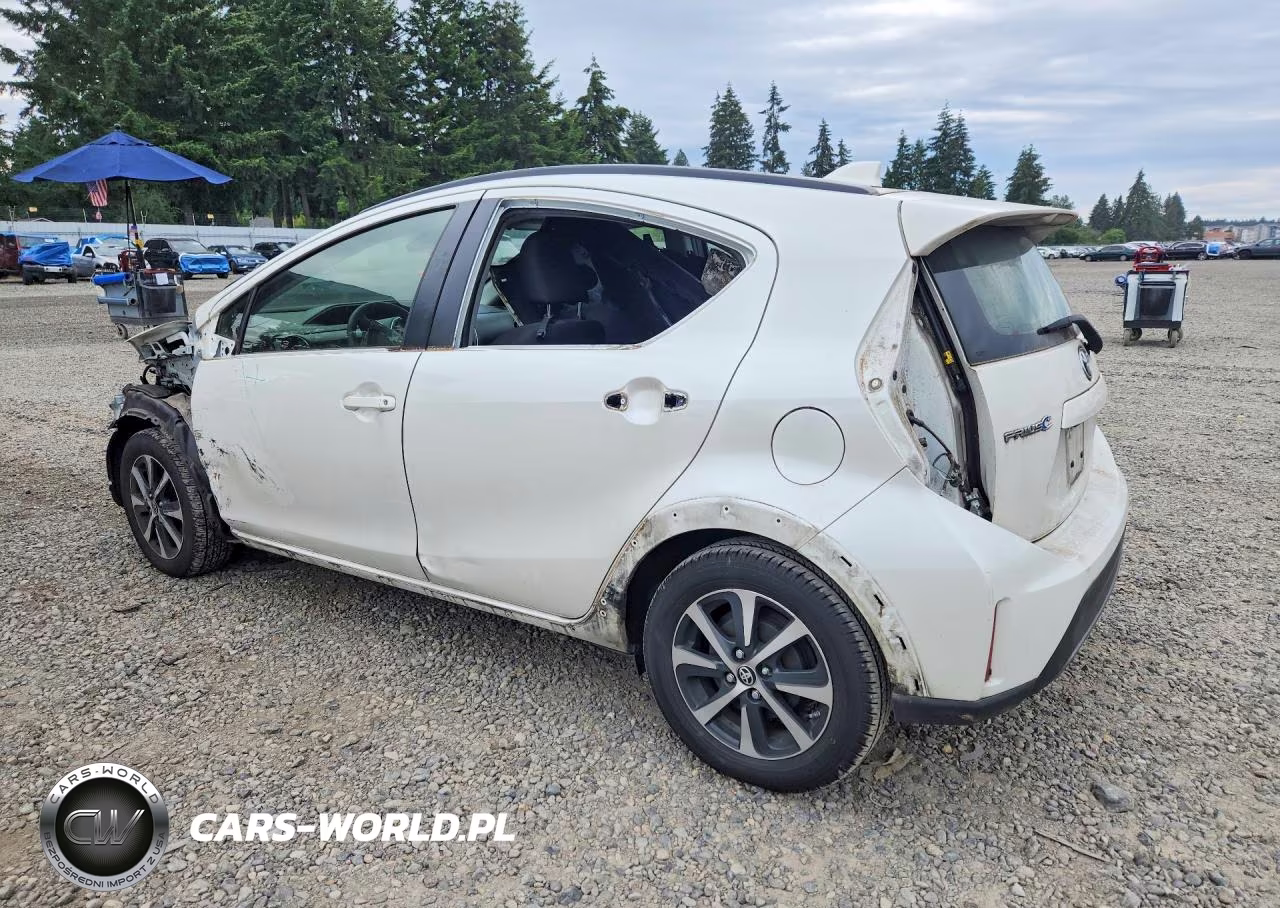 2019 Toyota Prius C L VIN:JTDKDTB39K1624785 - 2