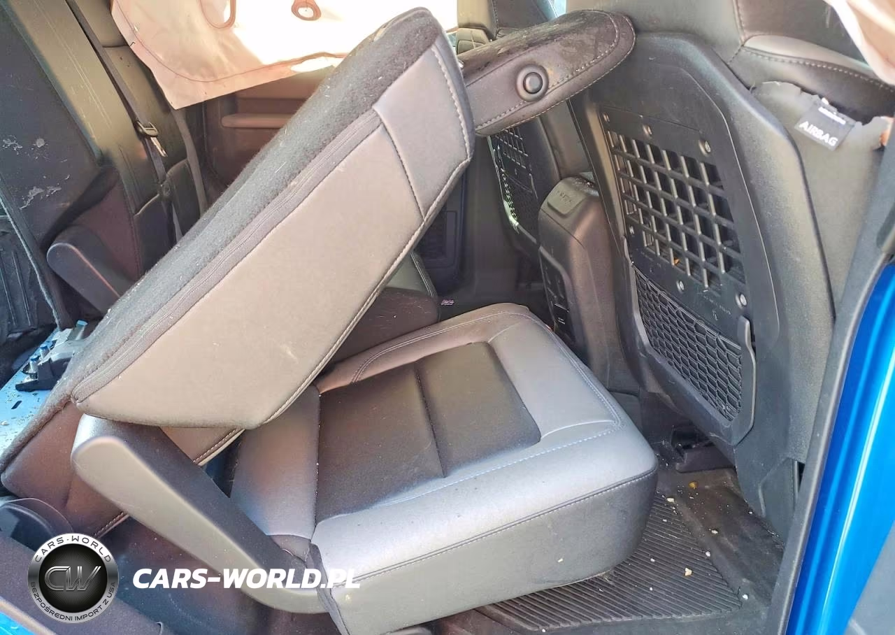 2023 Ford Bronco Base VIN:1FMEE5DP7PLB68735 - 11