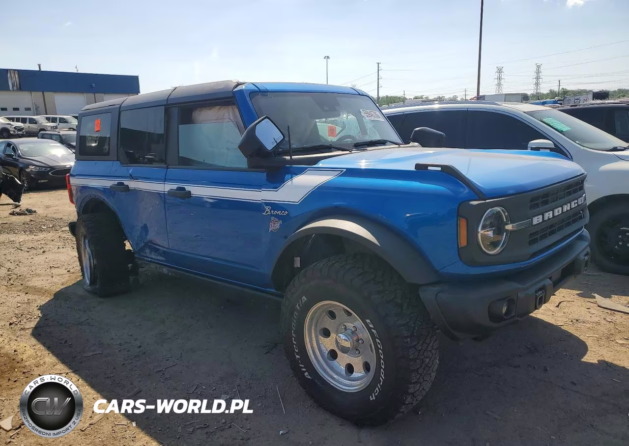 2023 Ford Bronco Base VIN:1FMEE5DP7PLB68735 - 4