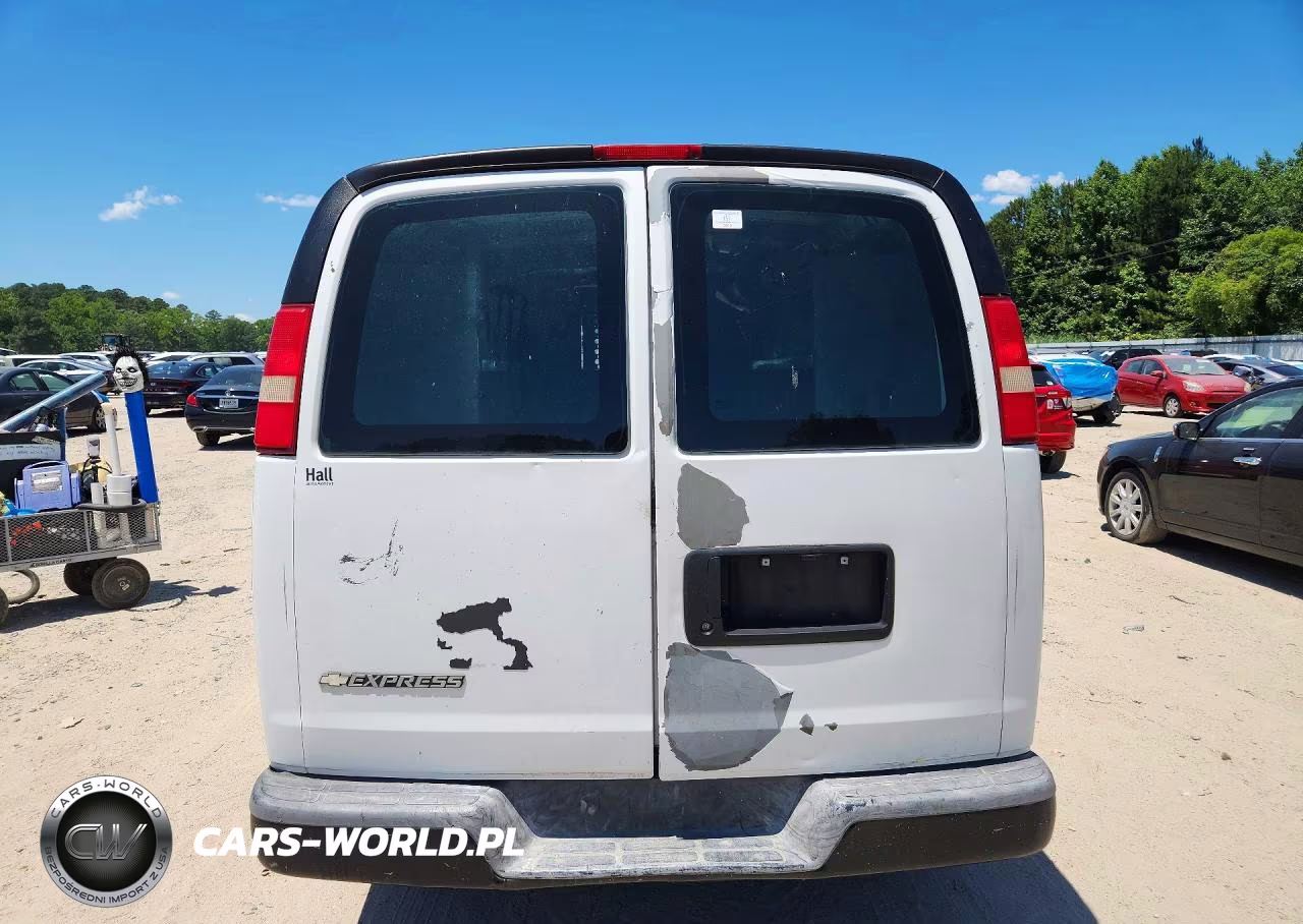 2010 Chevrolet Express G1500 VIN:1GCUGADXXA1110933 - 6