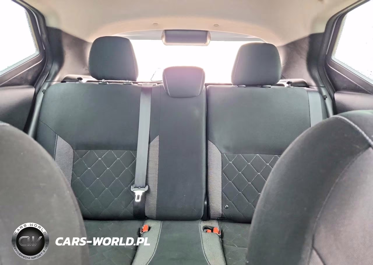 2019 Nissan Kicks Sv VIN:3N1CP5CU4KL526631 - 10