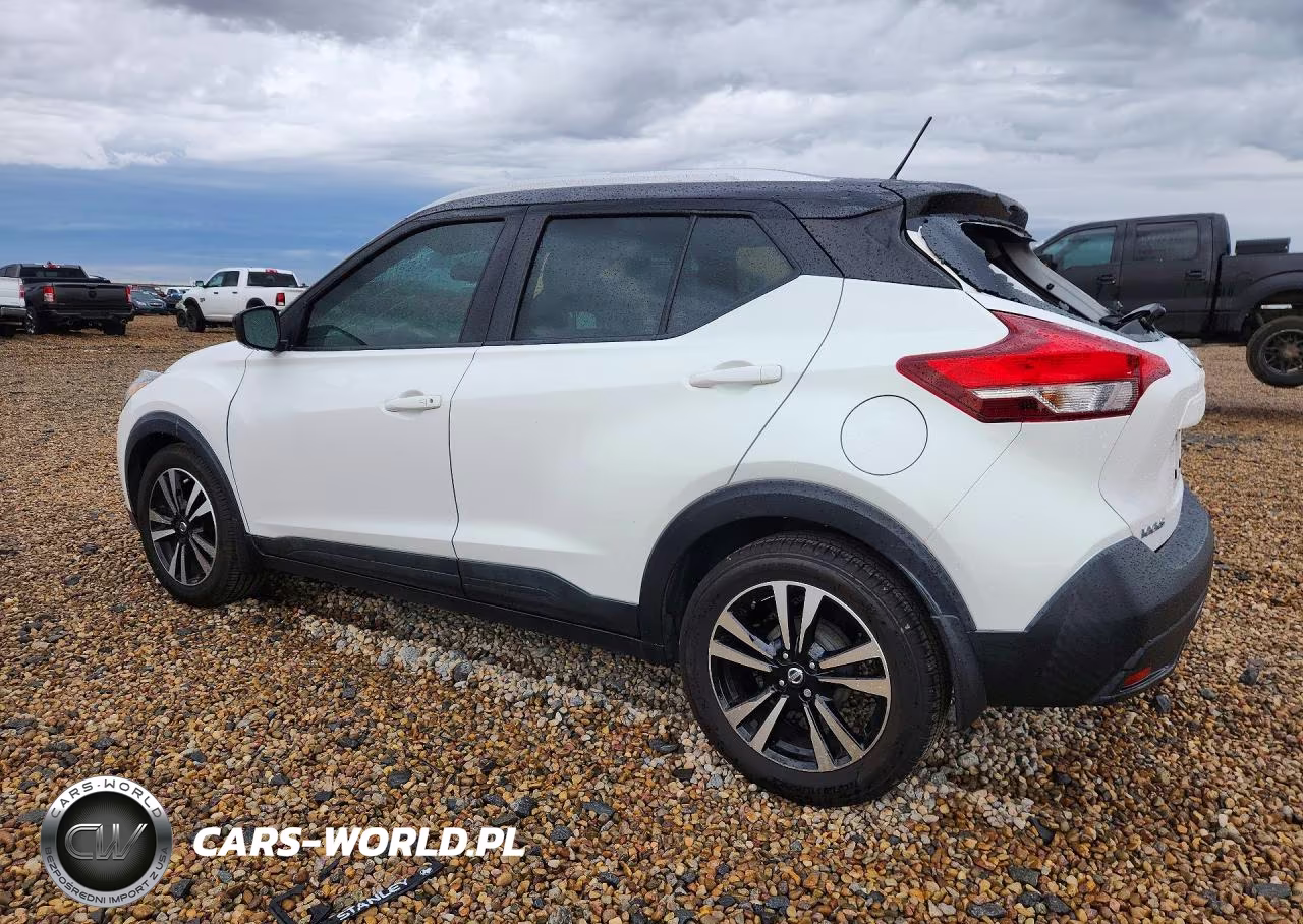 2019 Nissan Kicks Sv VIN:3N1CP5CU4KL526631 - 2