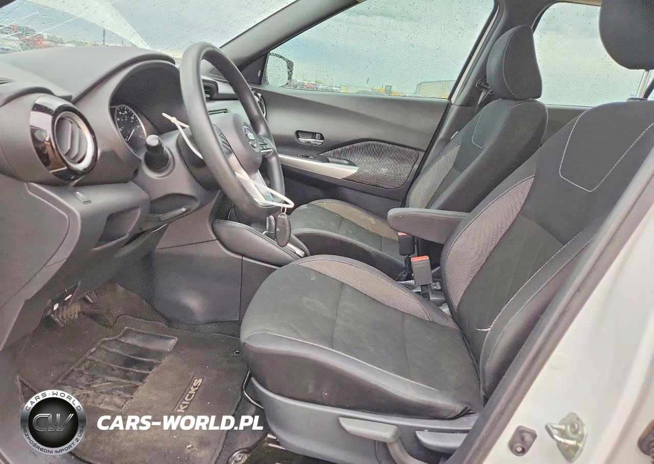 2019 Nissan Kicks Sv VIN:3N1CP5CU4KL526631 - 7