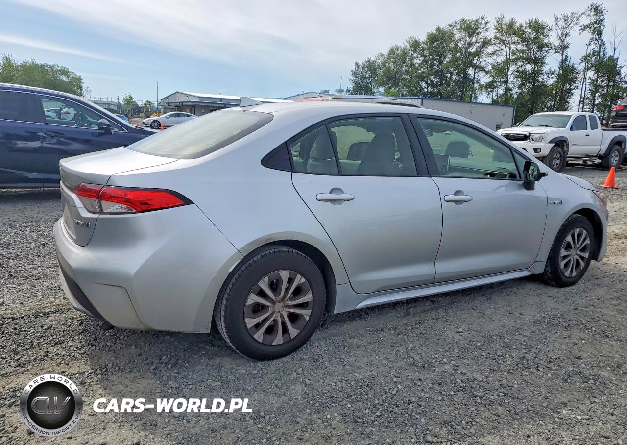 2021 Toyota Corolla Le VIN:JTDEAMDE3MJ015849 - 3