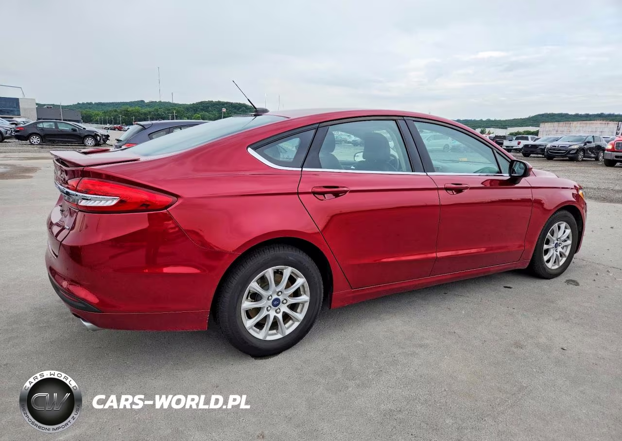 2018 Ford Fusion Se VIN:3FA6P0H7XJR114845 - 3
