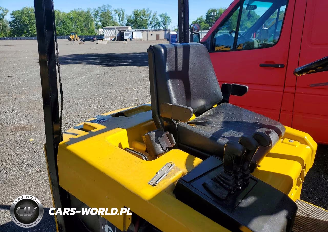 2000 Yale Forklift Erc040Rfn36Se084 VIN:ERC040RFN36SE084 - 6