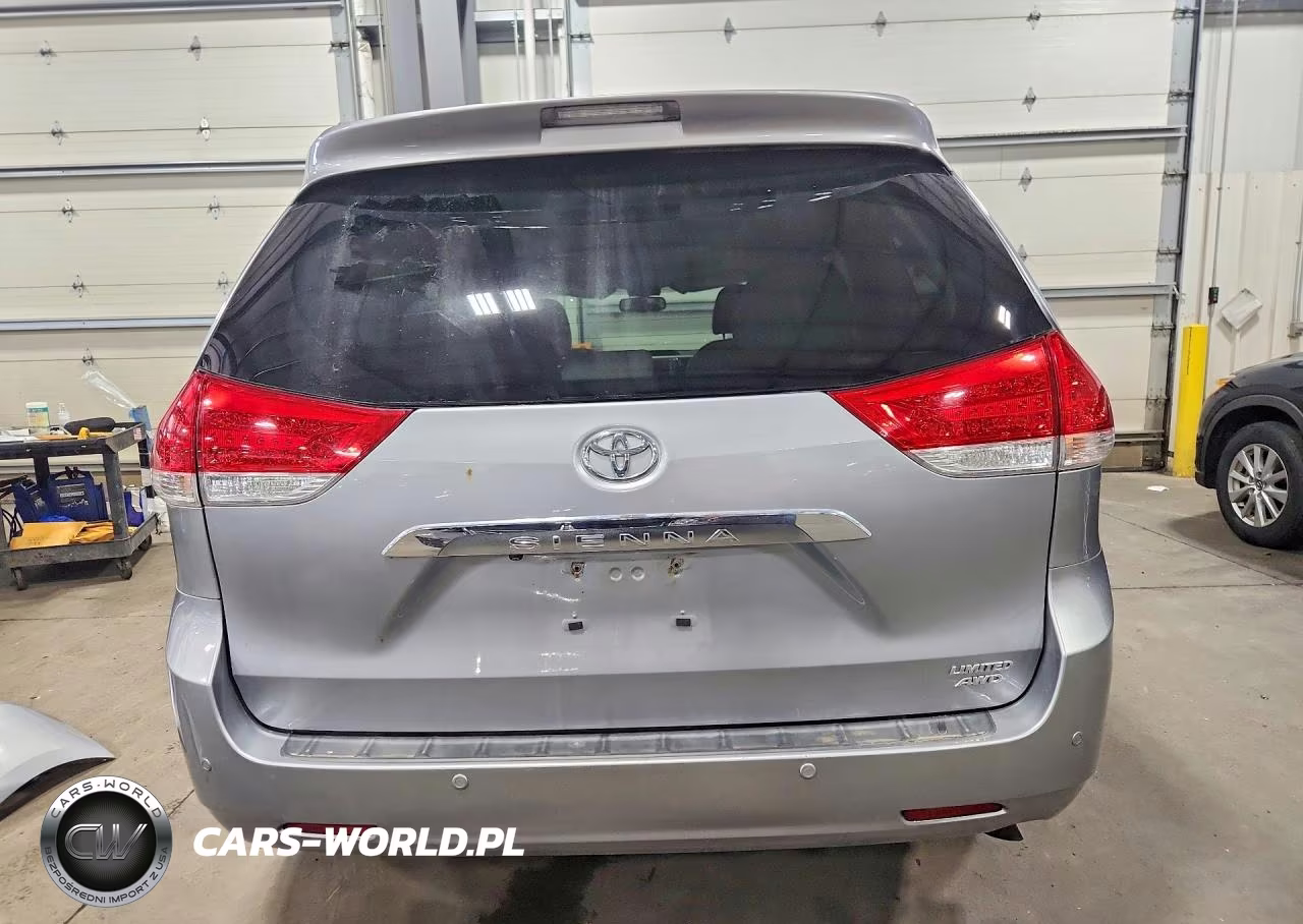 2013 Toyota Sienna Limited 7-Passenger VIN:5TDDK3DC0DS055486 - 6