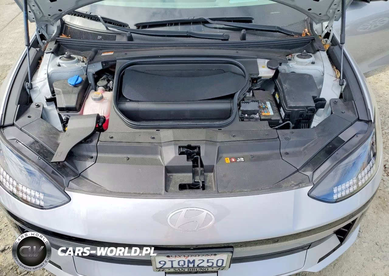 2025 Hyundai Ioniq 6 Limited VIN:KMHM54AA0SA088090 - 11