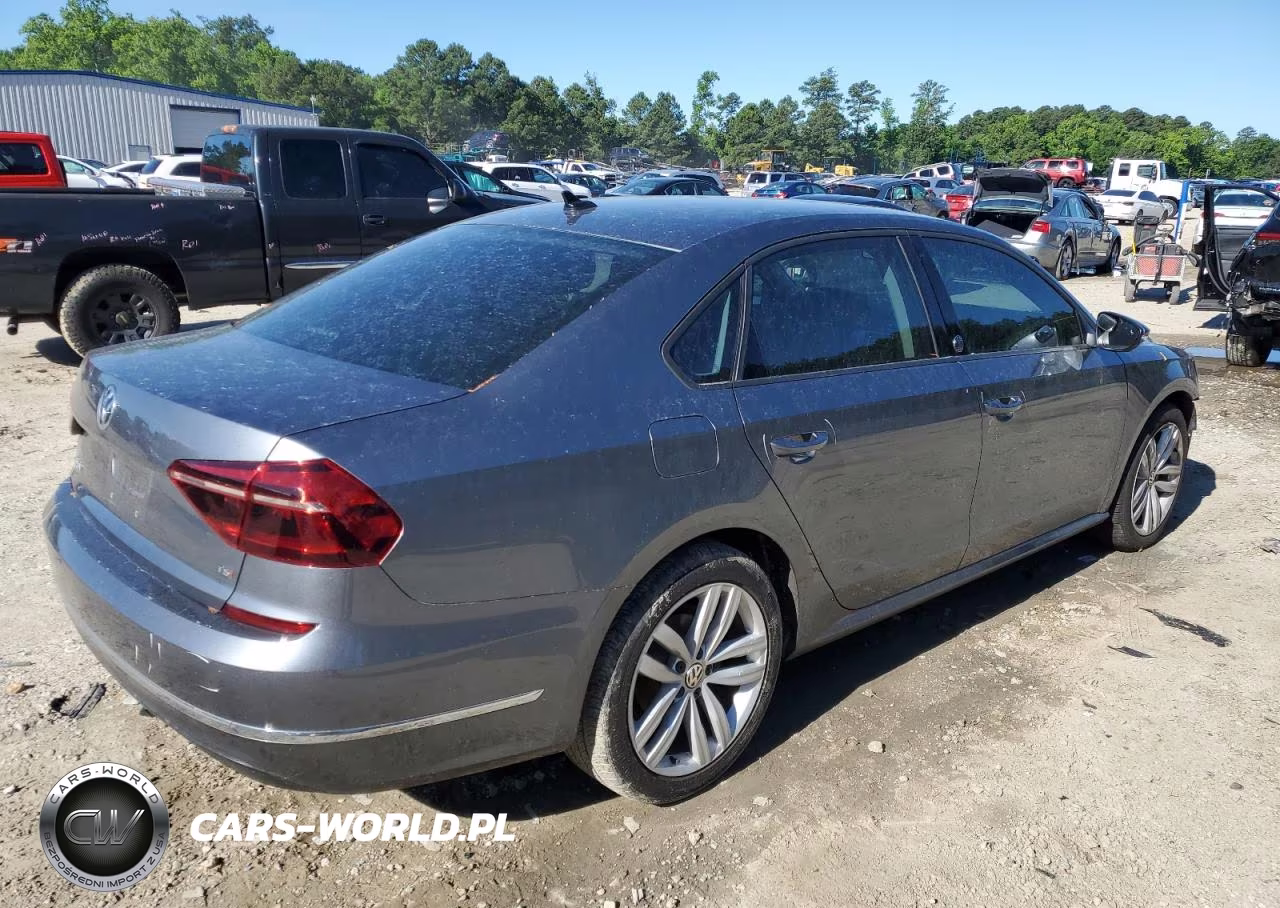 2019 Volkswagen Passat Wolfsburg VIN:1VWLA7A31KC003550 - 3