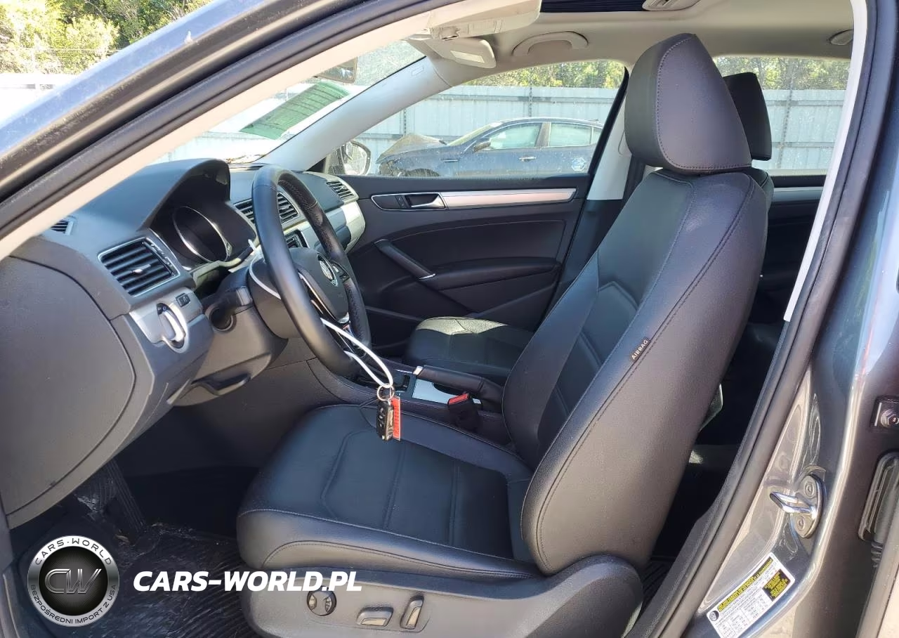 2019 Volkswagen Passat Wolfsburg VIN:1VWLA7A31KC003550 - 7