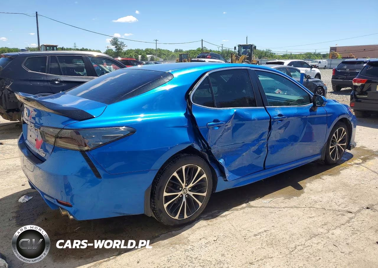 2018 Toyota Camry Se VIN:4T1B11HK4JU112484 - 3