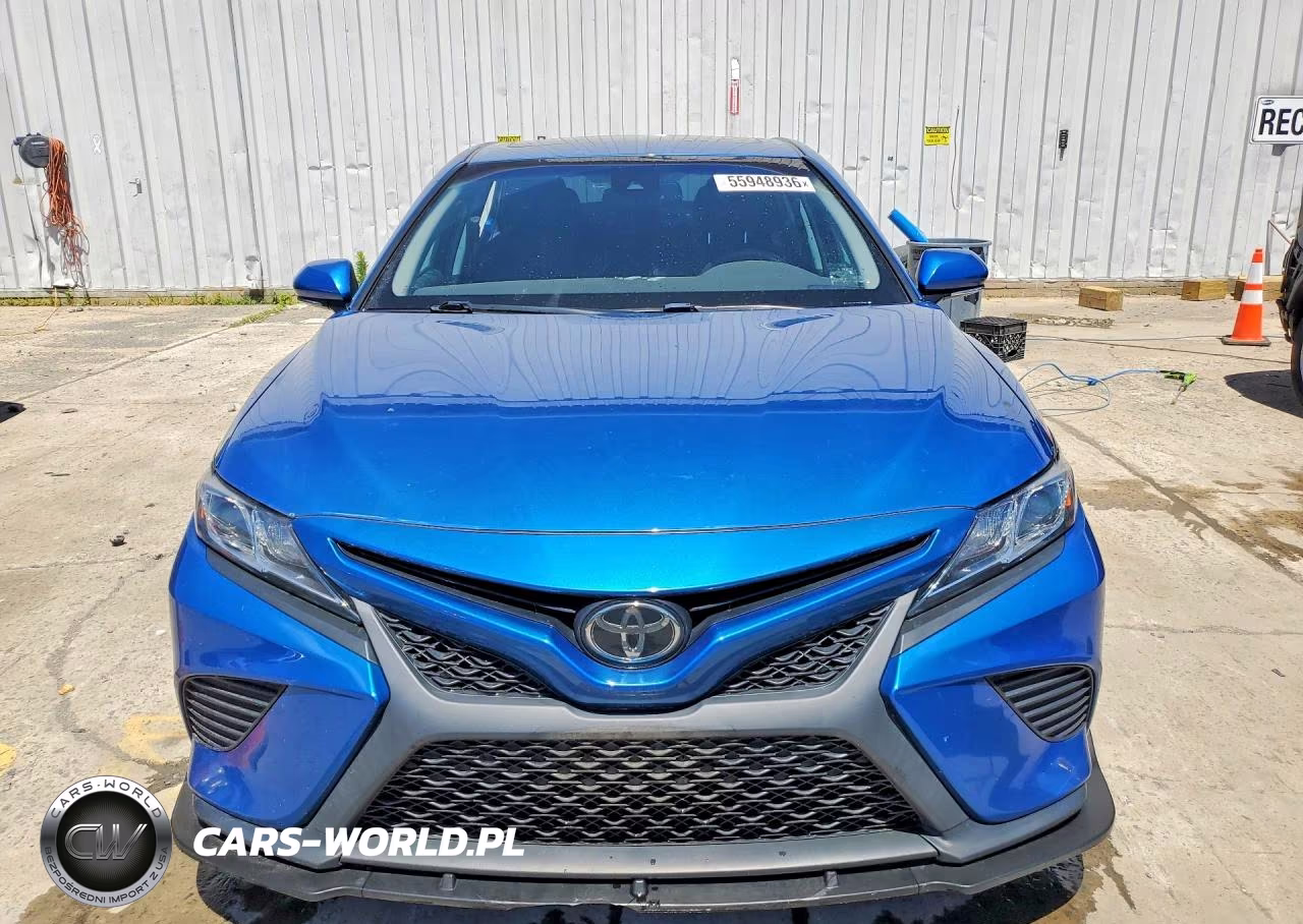 2018 Toyota Camry Se VIN:4T1B11HK4JU112484 - 5