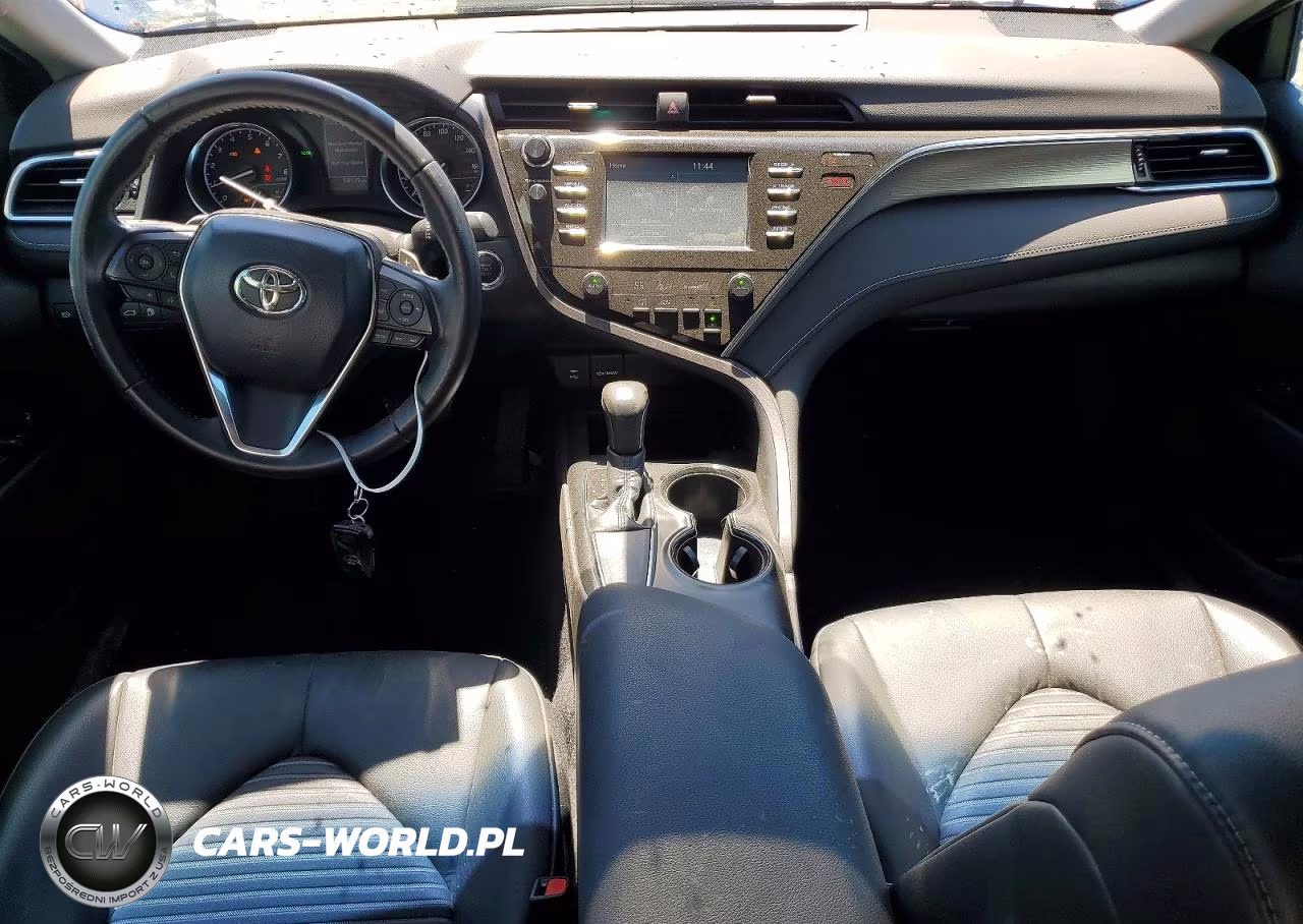 2018 Toyota Camry Se VIN:4T1B11HK4JU112484 - 8