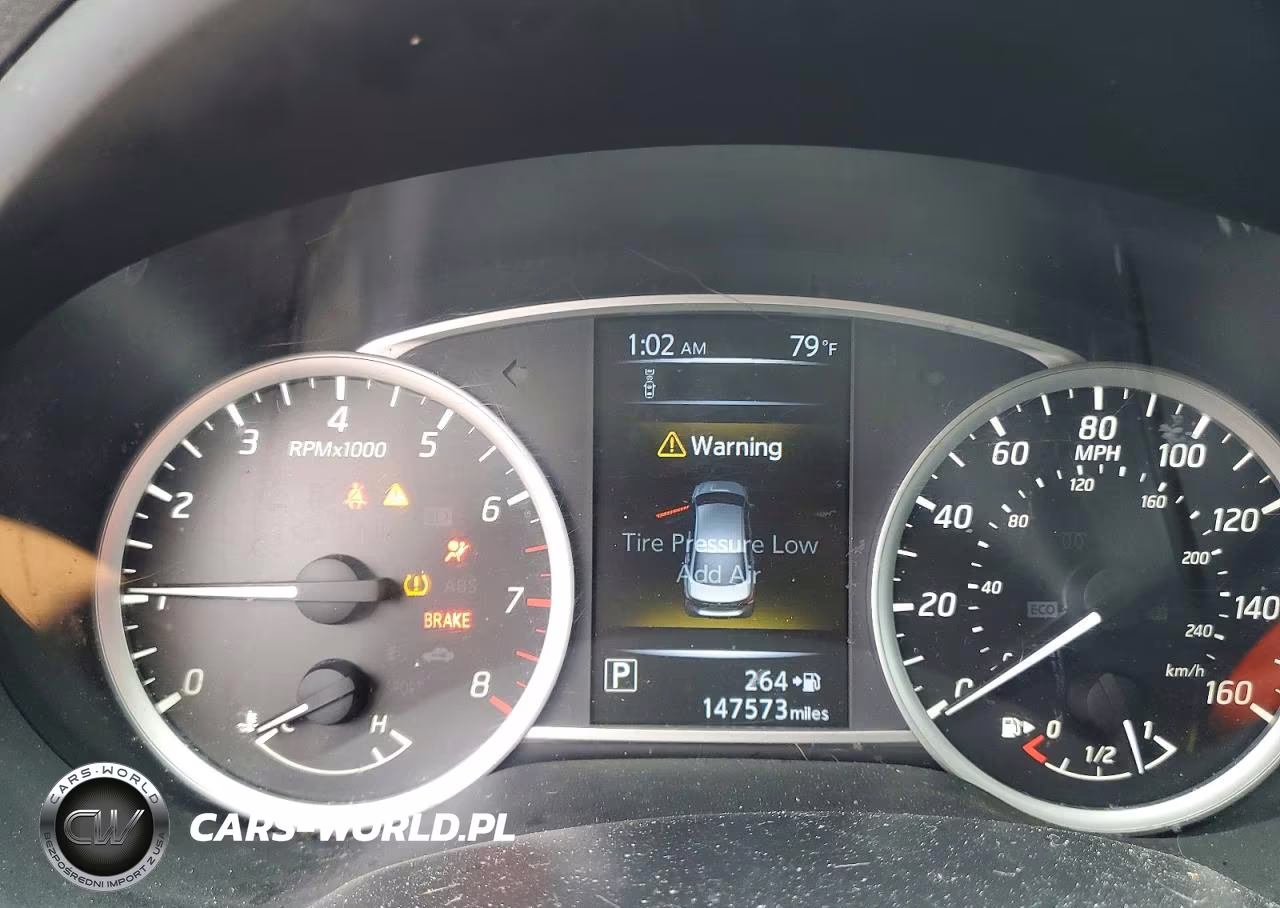 2018 Nissan Sentra Sv VIN:3N1AB7AP6JY226346 - 9