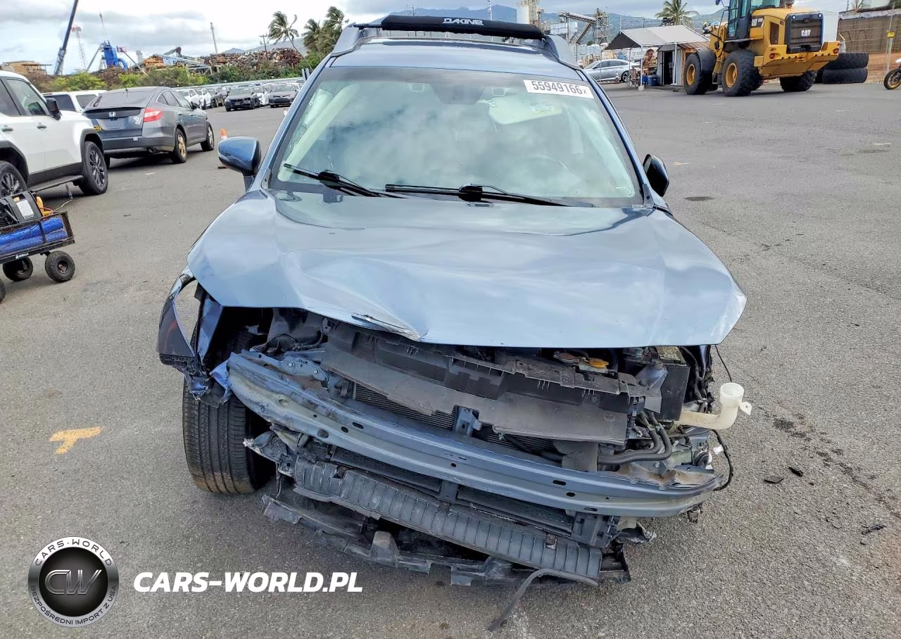 2018 Subaru Outback 2.5I Premium VIN:4S4BSAFC0J3300790 - 5