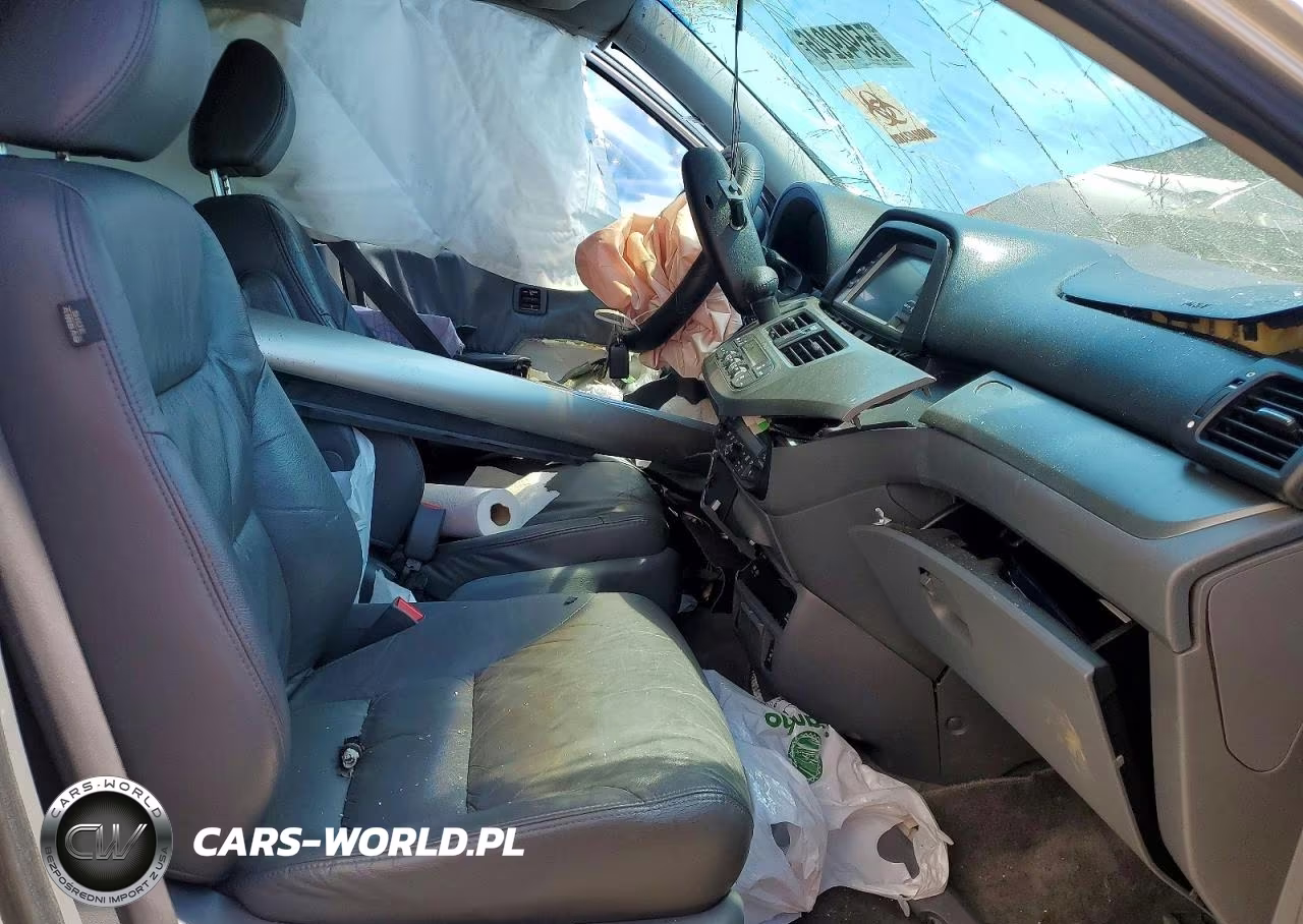2007 Honda Odyssey Touring VIN:5FNRL38867B061018 - 7