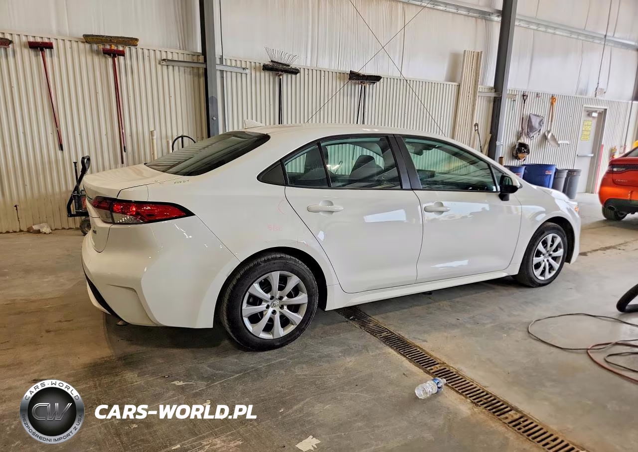 2022 Toyota Corolla Le VIN:5YFEPMAE7NP340116 - 3