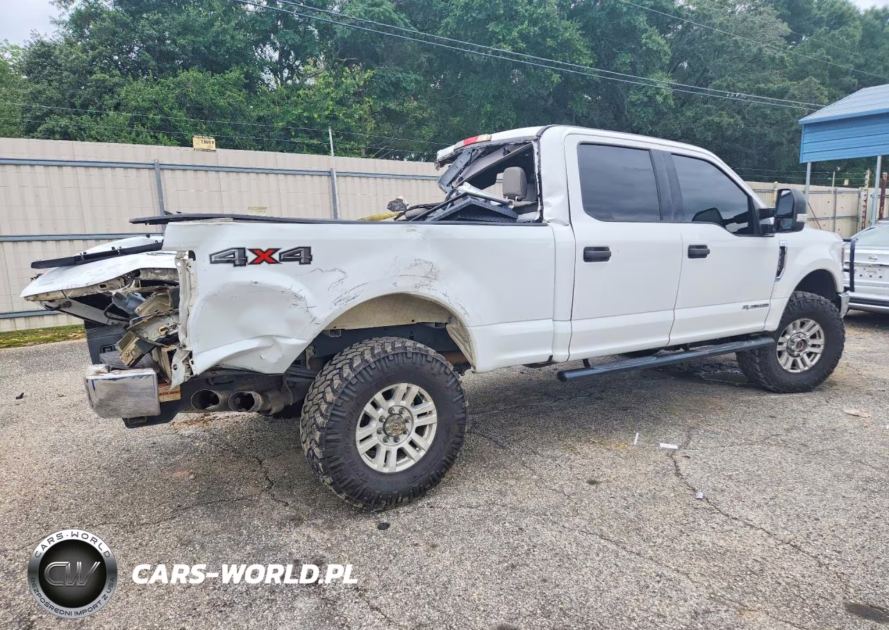 2019 Ford F250 Super Duty VIN:1FT7W2BT3KEG47319 - 3