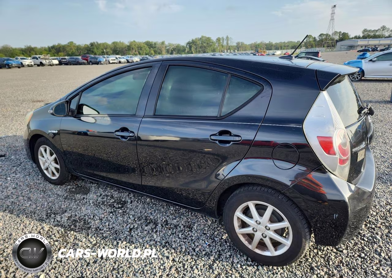 2012 Toyota Prius C Four VIN:JTDKDTB33C1522769 - 2