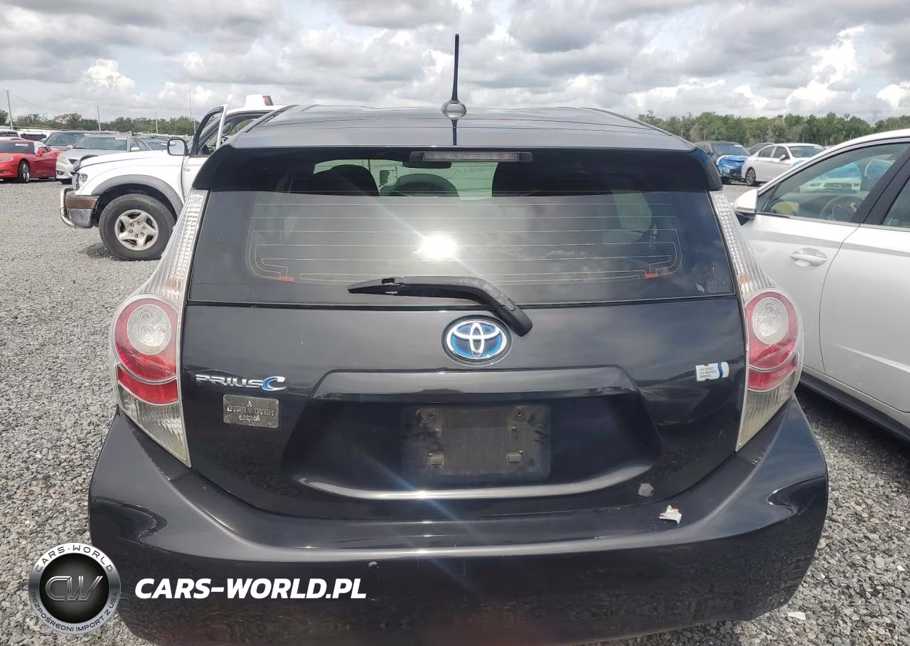 2012 Toyota Prius C Four VIN:JTDKDTB33C1522769 - 6