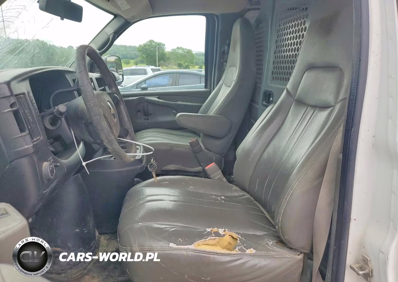 2014 Chevrolet Express G2500 VIN:1GCWGFCA6E1120139 - 7