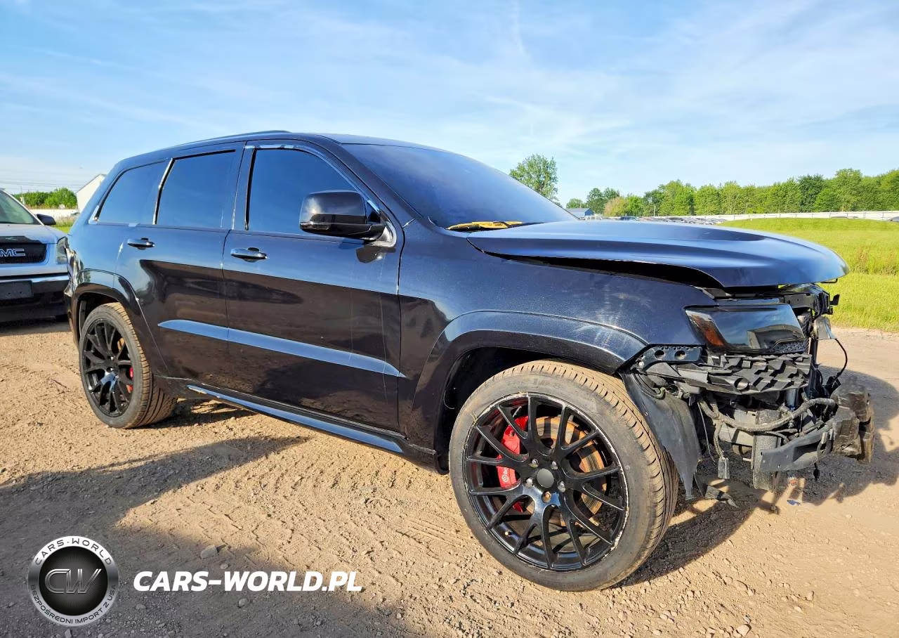 2015 Jeep Grand Cherokee Srt-8 VIN:1C4RJFDJ9FC751986 - 4
