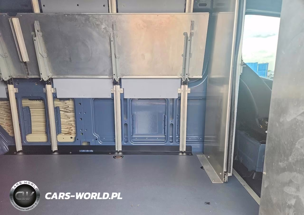 2019 Mercedes Benz Sprinter 2500 Delivery Van VIN:WD4PF1CD1KP126658 - 11