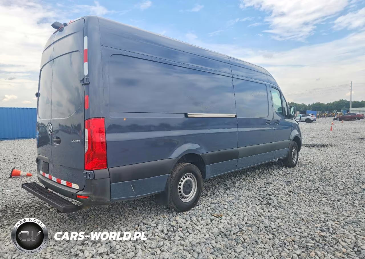 2019 Mercedes Benz Sprinter 2500 Delivery Van VIN:WD4PF1CD1KP126658 - 3