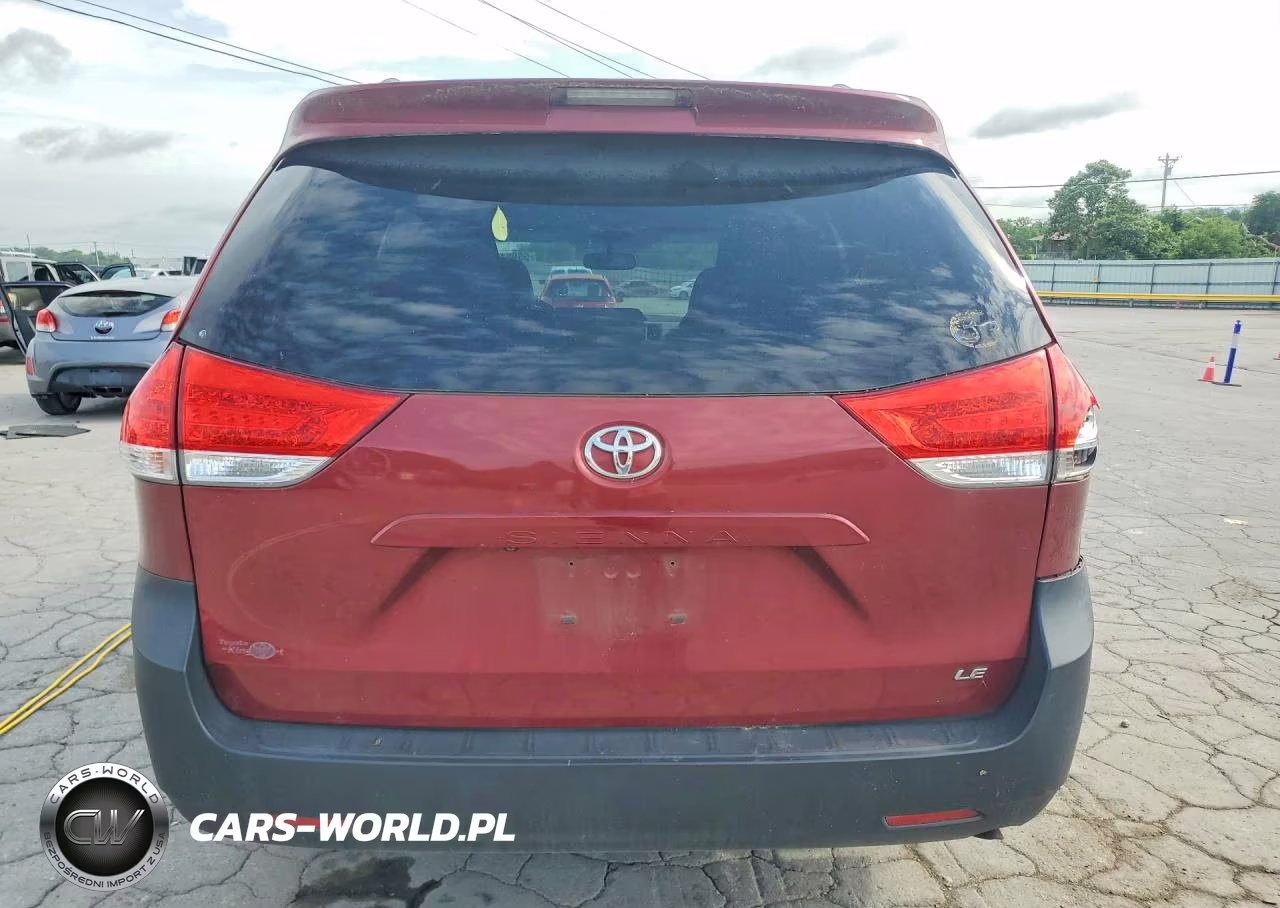 2012 Toyota Sienna Le VIN:5TDKK3DC6CS180272 - 6
