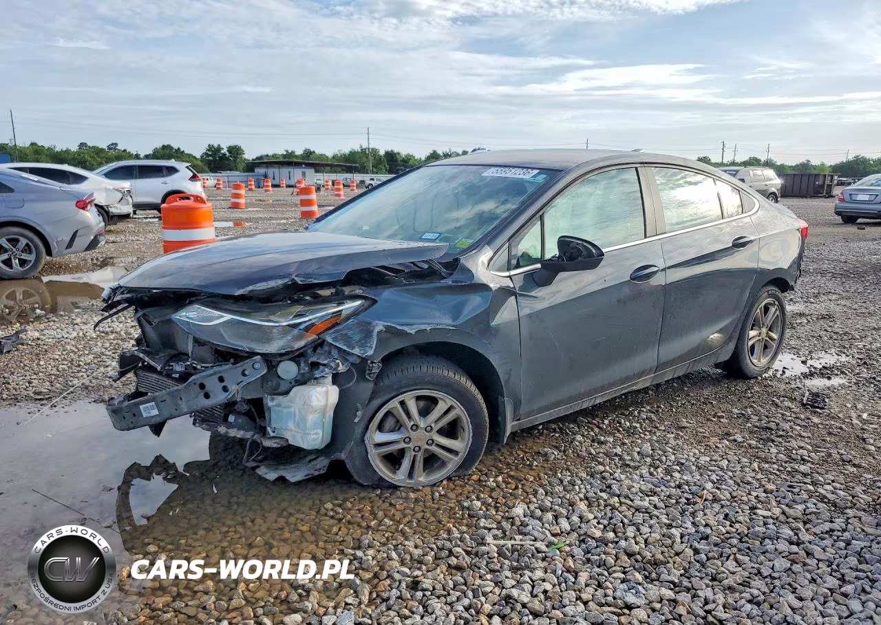2018 Chevrolet Cruze Lt – zdjęcie 1 z 12