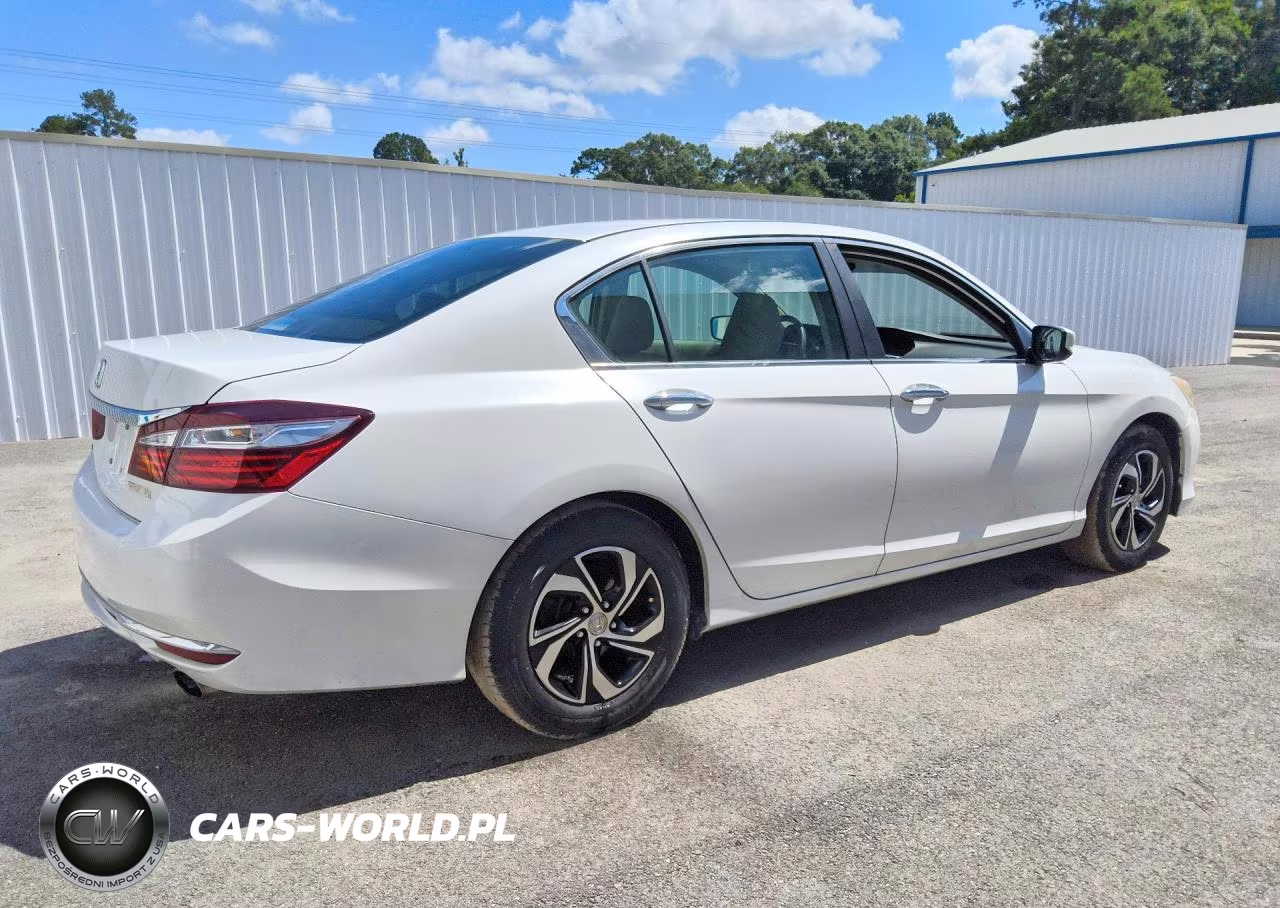 2017 Honda Accord Lx VIN:1HGCR2F34HA177383 - 3