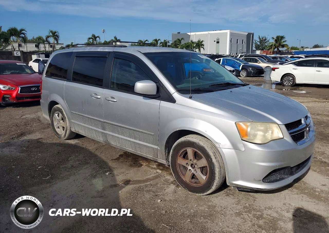 2012 Dodge Grand Caravan Sxt VIN:2C4RDGCG7CR295895 - 4
