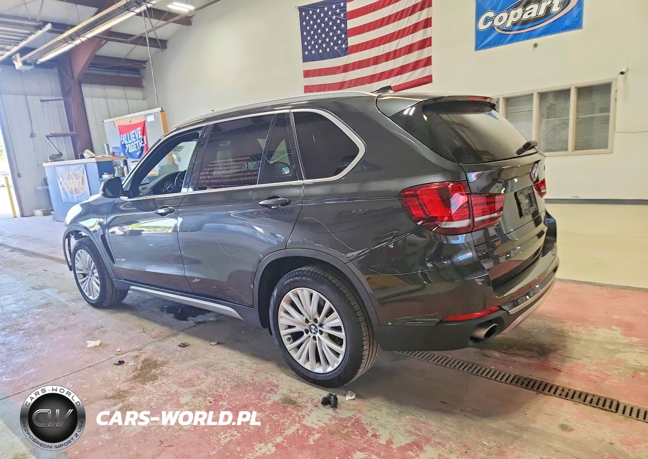2017 BMW X5 xDrive35I VIN:5UXKR0C32H0V82360 - 2