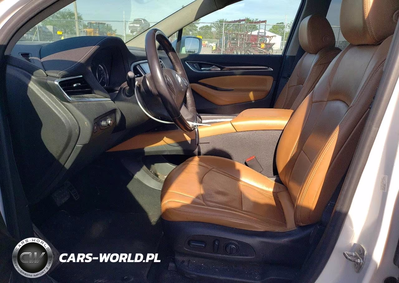 2018 Buick Enclave Essence VIN:5GAERBKW3JJ188437 - 7