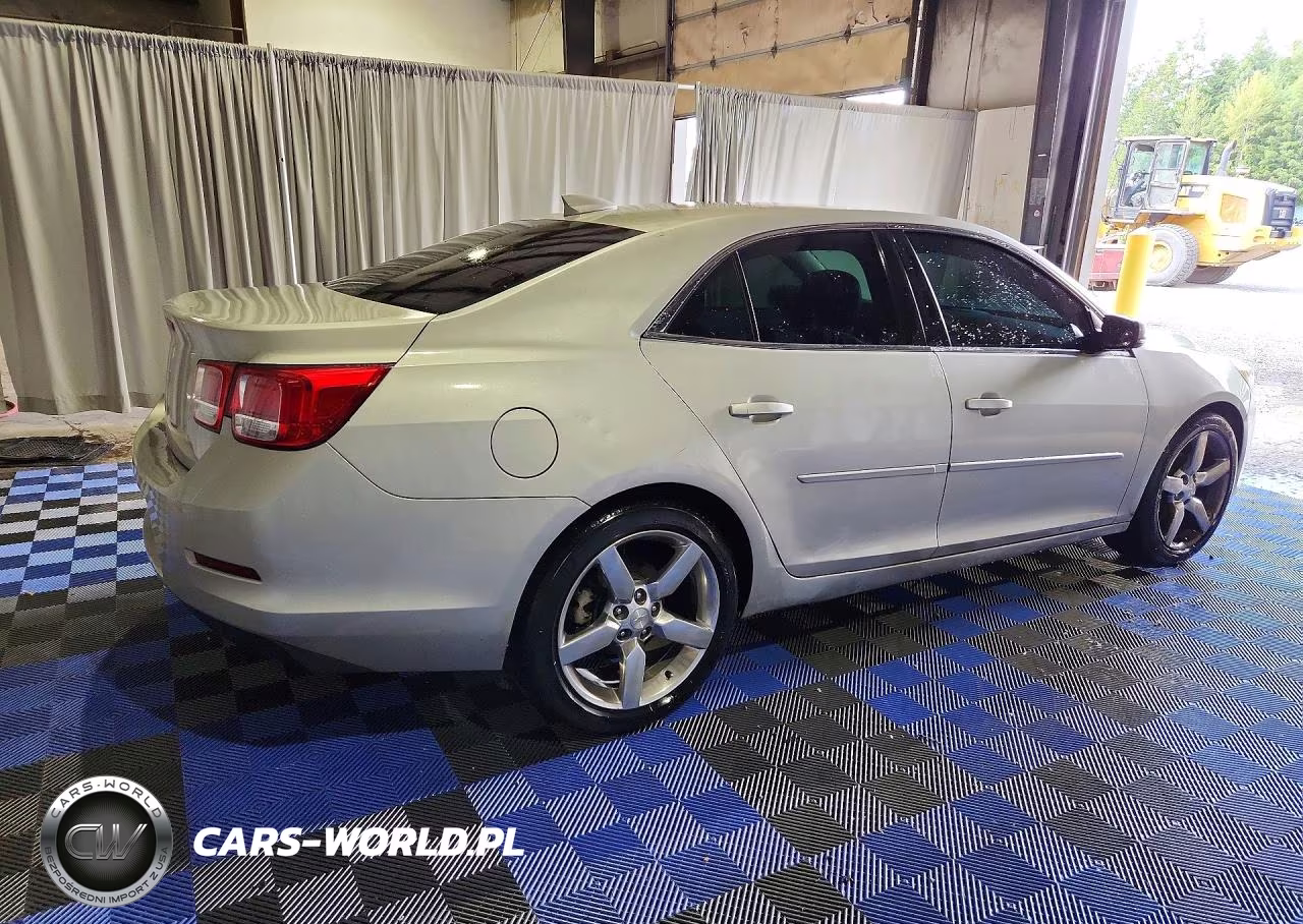 2015 Chevrolet Malibu 1Lt VIN:1G11C5SL5FF270260 - 3