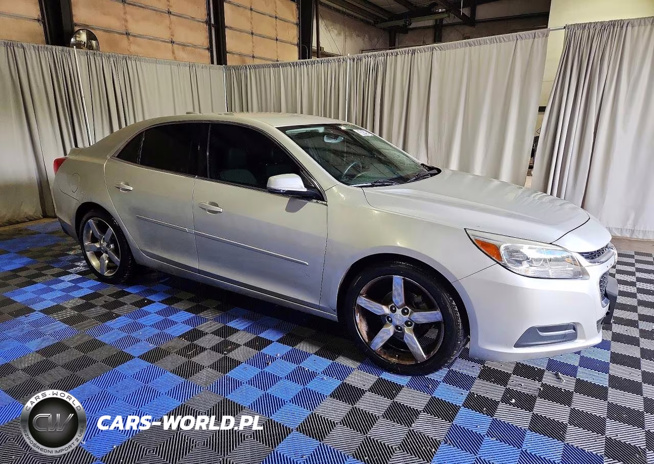 2015 Chevrolet Malibu 1Lt VIN:1G11C5SL5FF270260 - 4