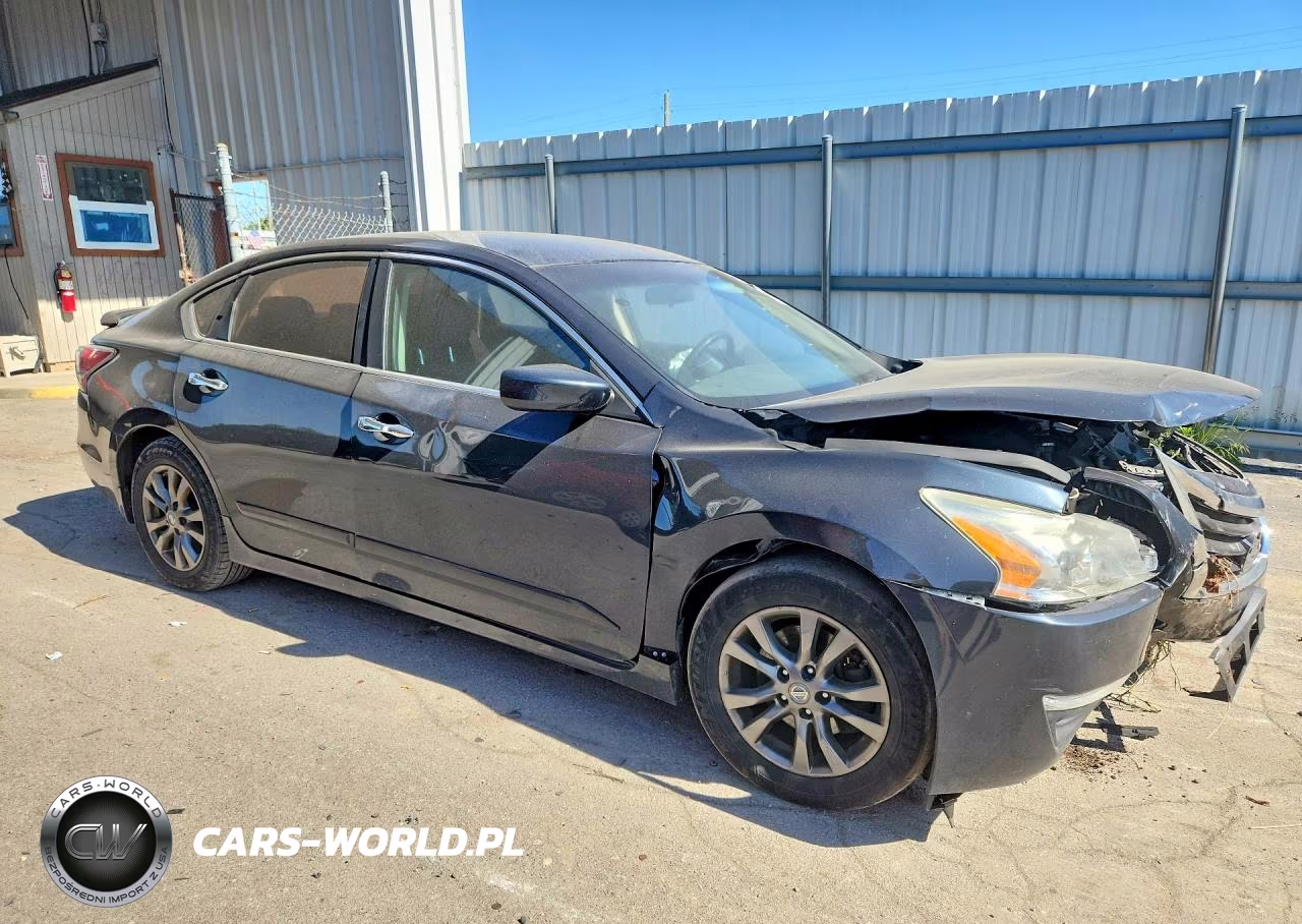 2015 Nissan Altima 2.5 S VIN:1N4AL3AP9FN906027 - 4