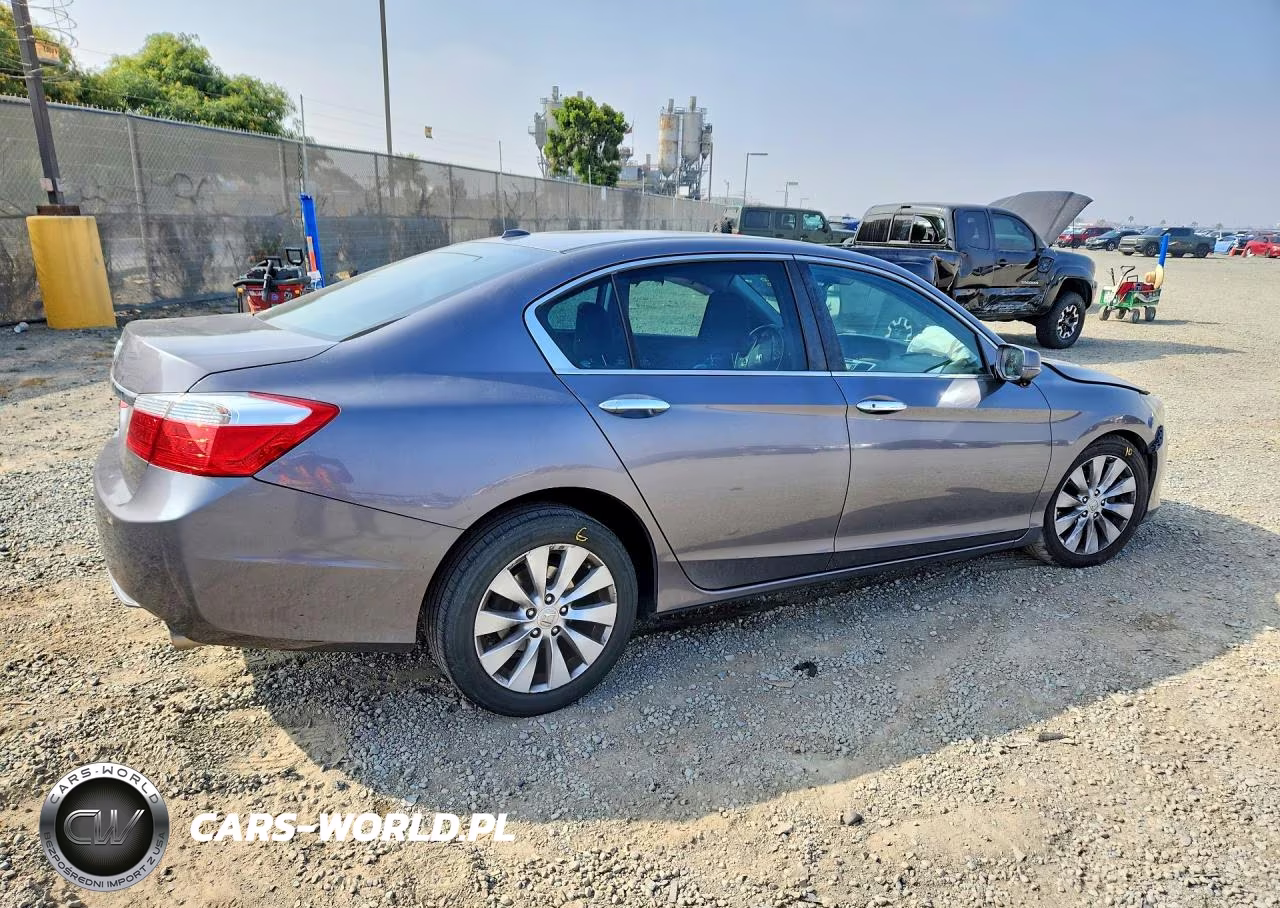 2015 Honda Accord Exl VIN:1HGCR2F82FA136968 - 3