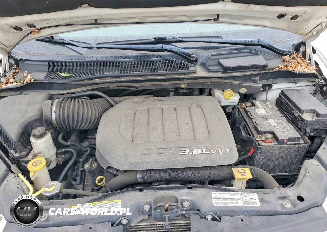 2013 Chrysler Town & Country Touring L VIN:2C4RC1CG4DR565053 - 12