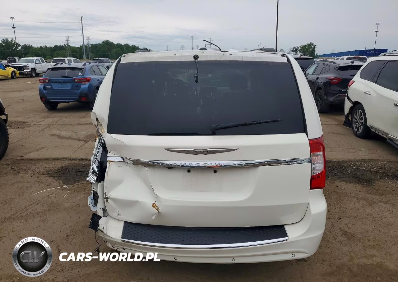 2013 Chrysler Town & Country Touring L VIN:2C4RC1CG4DR565053 - 6